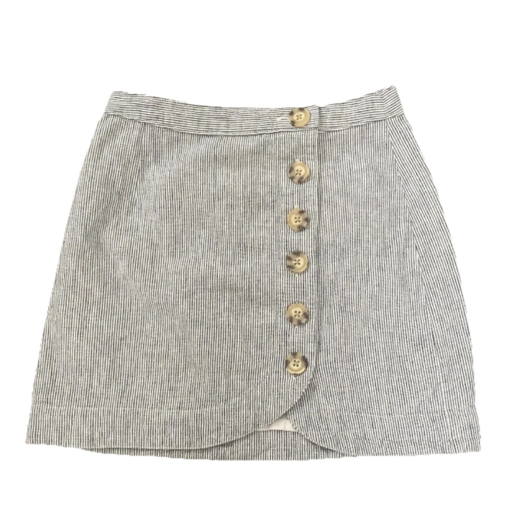 Abercrombie & Fitch Gray Asymmetrical Mini Skirt Size Medium